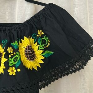 Embroidered sunflower dress, s/m